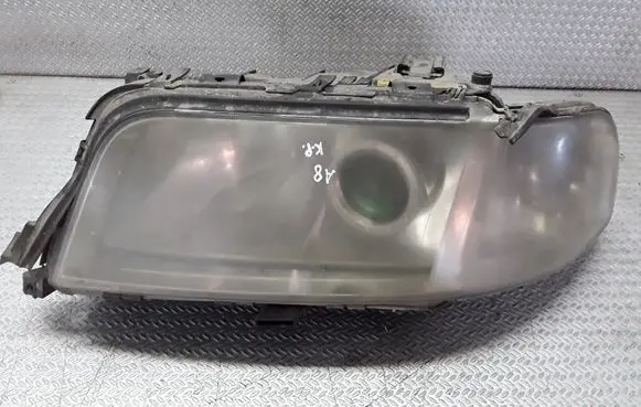 Audi A8 S8 D2 4D Headlight/headlamp 4D0941003T