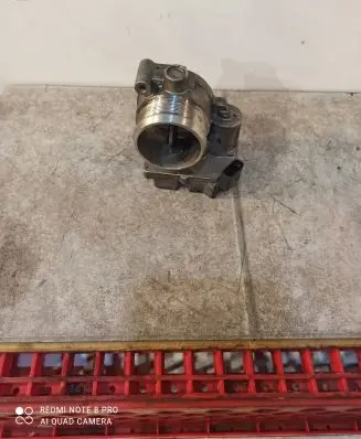 Audi A8 S8 D3 4E Throttle valve 4E0145950J A2C30247400 2403160517