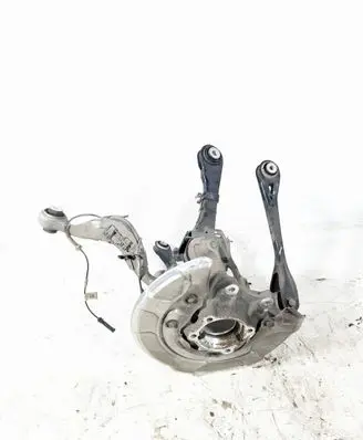 Rear wheel hub spindle/knuckle
