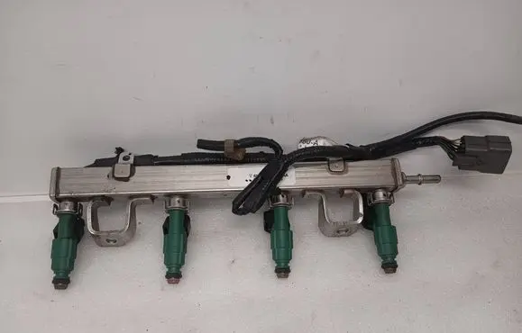 Mazda 5 Fuel injectors set 6M8G9D280AA 060704A