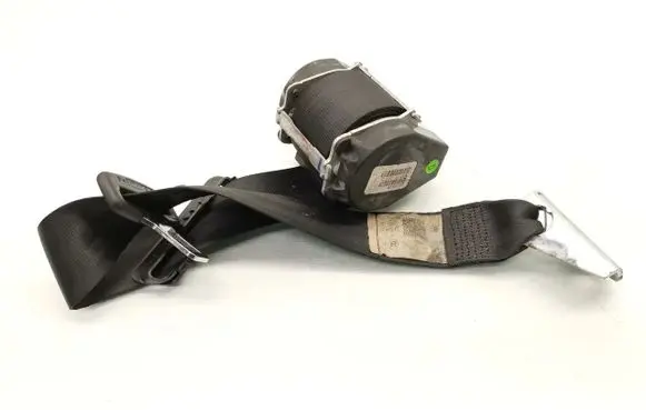 Volkswagen Jetta V Rear seatbelt 1K5857806B