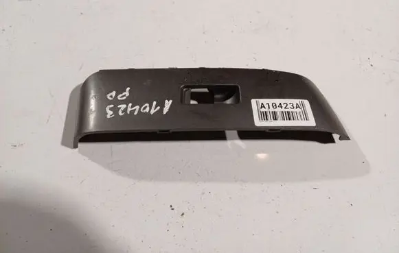 Honda Jazz Front door window switch trim 83593SAAG010M 83593-SAA-G010-M