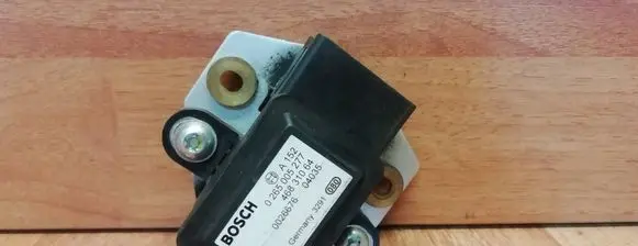 Alfa Romeo 166 ESP acceleration yaw rate sensor 46831064 0265005277 0026676