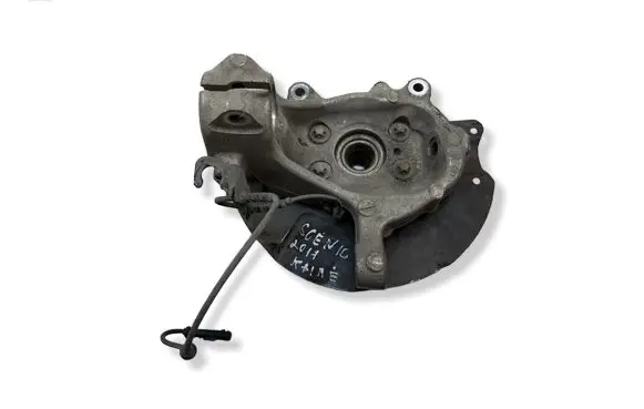 Front wheel hub