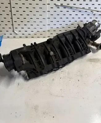 KIA Sportage Intake manifold valve actuator/motor 
