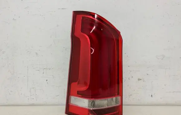 Mercedes-Benz V Class W447 Rear/tail lights A4478200564