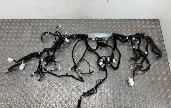 Nissan Leaf II (ZE1) Panel wiring 240105SP4A