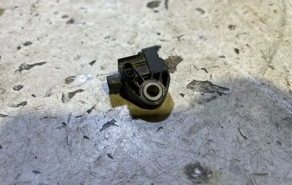 BMW X1 U11 Airbag deployment crash/impact sensor A3C0637440000 12427 9496817