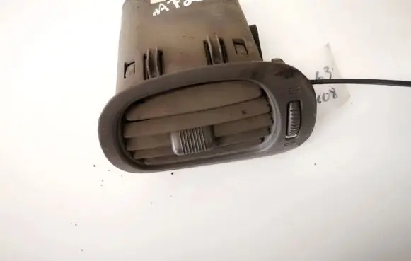 Dodge Caravan Dash center air vent grill 0sc95trmaa