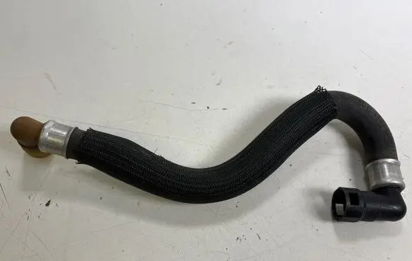 Ford Mustang VI Engine coolant pipe/hose BR3318K579AB