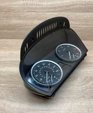 BMW 5 E60 E61 Speedometer (instrument cluster) 6944119 110080213