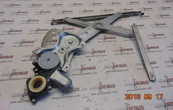 Toyota Verso Front door window regulator with motor 857200F030