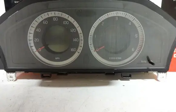 Volvo S80 Speedometer (instrument cluster) 31270854AA