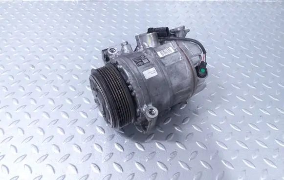 Land Rover Defender Air conditioning (A/C) compressor (pump) M8A219D629CB LR159434