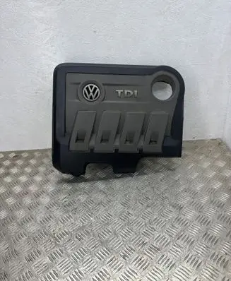 Volkswagen Touran II Engine cover (trim) 03L103925R 03L103925S