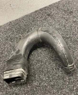 BMW X5 F15 Air intake hose/pipe 8570131