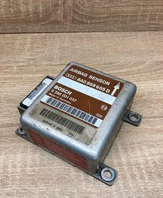 Audi A4 S4 B5 8D Airbag control unit/module 8A0959655B 0285001037