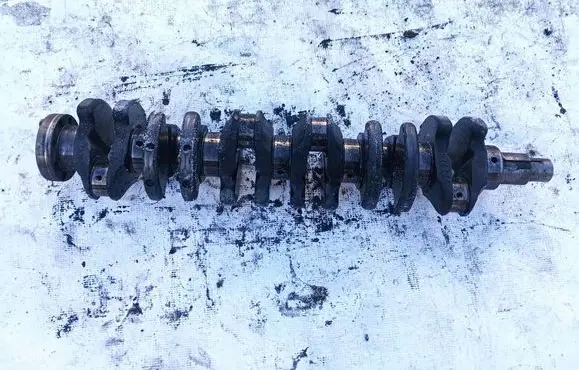 BMW 5 E39 Crankshaft 2242898