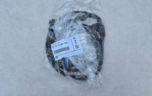 BMW 1 F70 Ignition plug leads 8553657