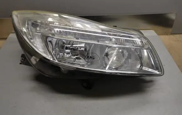 Opel Insignia A Headlight/headlamp 13226781