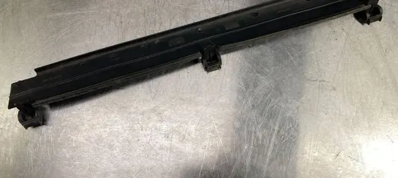 Audi A6 S6 C5 4B Radiator trim 4B0121292B