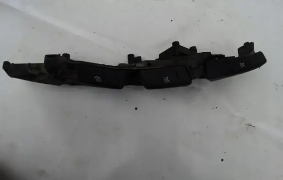 BMW 3 E46 Tailgate/trunk/boot open switch 70361237036123