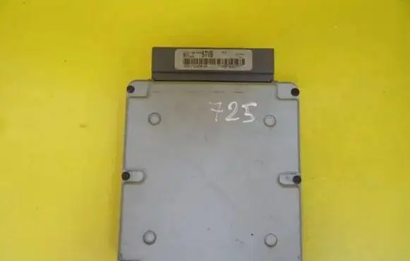 Ford Focus Engine control unit/module 2S4112A650DB 2S41-12A650-DB