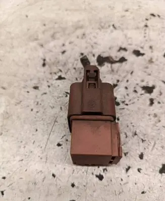 Coolant fan relay