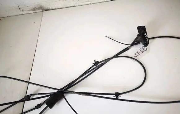 Honda CR-V Fuel tank opening switch 