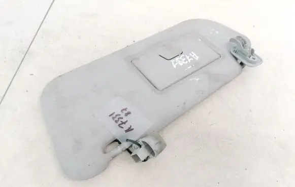 Mazda 3 I Sun visor