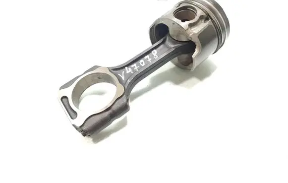 SsangYong Rexton Piston with connecting rod 665925