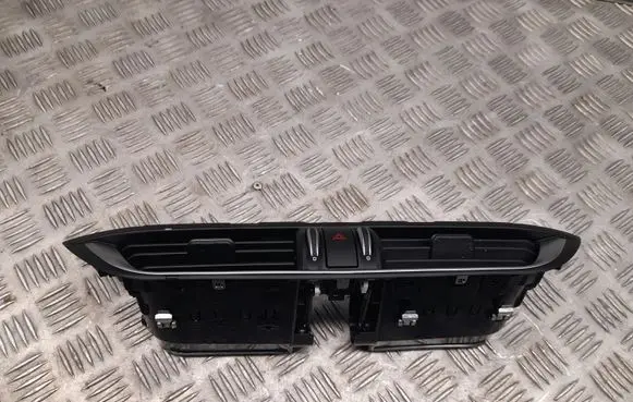 Alfa Romeo Stelvio Dash center air vent grill 1561160970
