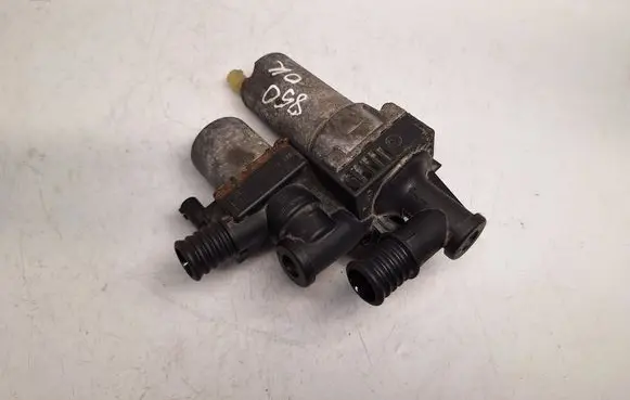 BMW 3 E46 Coolant heater control valve 64118369807