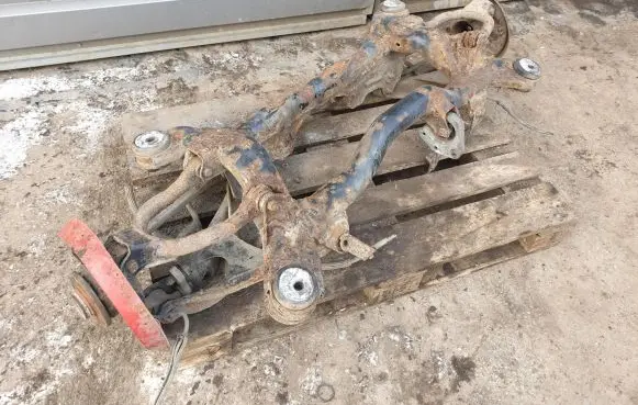Audi A6 S6 C5 4B Rear axle beam 