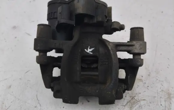 BMW i3 Rear brake caliper 6853857