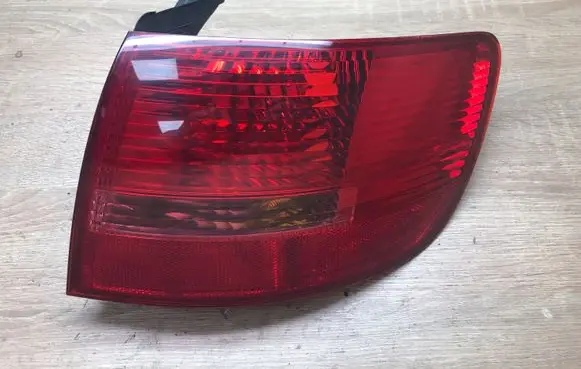 Audi A6 S6 C6 4F Rear/tail lights 4F9945096