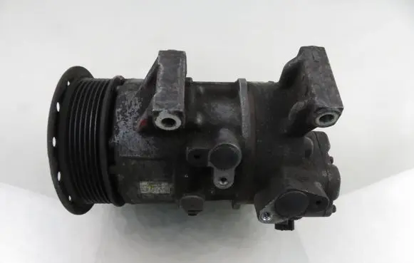 Toyota RAV 4 (XA30) Air conditioning (A/C) compressor (pump) 4472601257