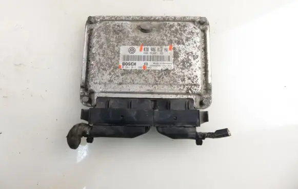 Skoda Octavia Mk1 (1U) Engine control unit/module 0281011309 038906012HA