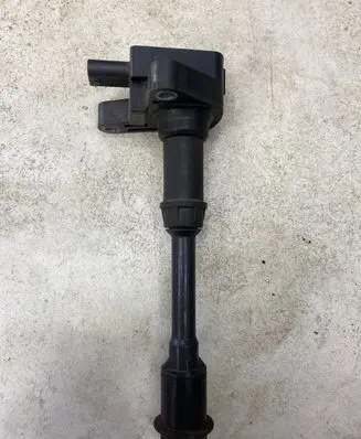 High voltage ignition coil