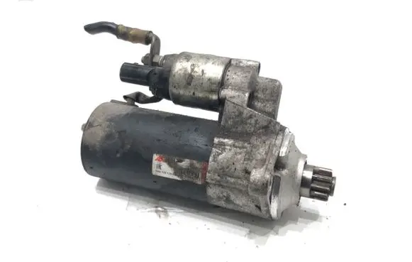 Volkswagen Touran I Starter motor 