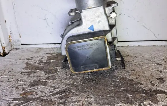 Mazda 626 Mass air flow meter 1971002700