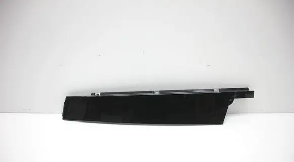 Porsche Macan (95B) Front door glass trim molding 95B853318F 95B853318