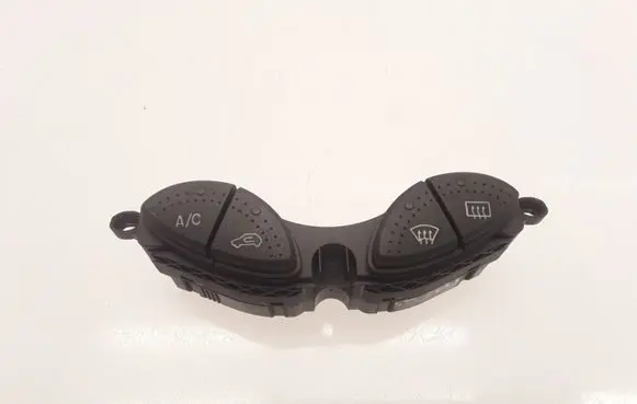 Ford Focus Windscreen/window heater switch 98AG19A945CH