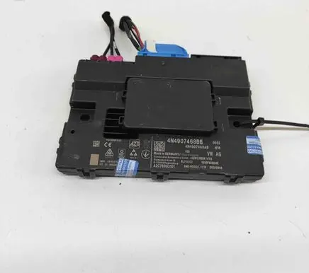 Porsche Cayenne (9Y0 9Y3) Gateway control module 4N4907468AB A2C76903101