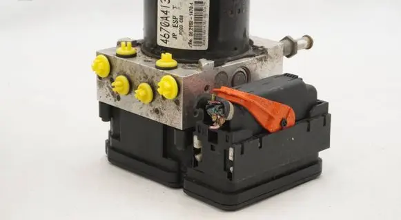 Mitsubishi Lancer ABS Pump 4670A413 06210214704 06210955923