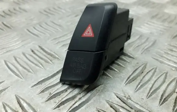 Audi A4 S4 B8 8K Hazard light switch 8K2941509A