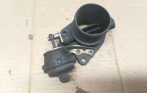 KIA Cerato Other engine bay part