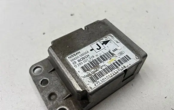 Nissan Almera Airbag control unit/module 988205M304 0285001319 YE5M400511136