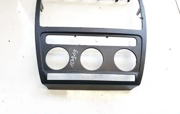 Skoda Octavia Mk2 (1Z) Other interior part 1z0858069a