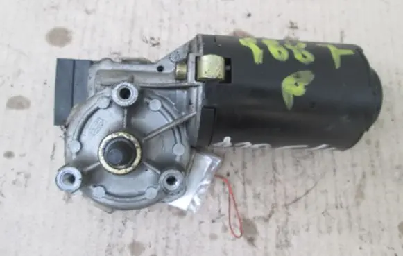 Fiat Palio Front wiper linkage and motor